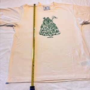 Adidas Sneakerhead Pile I GOT IT!! Off-White Tee with Green Design